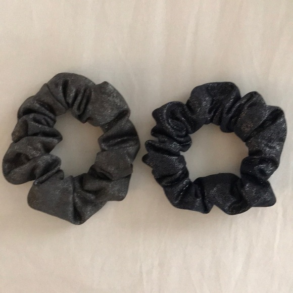 Francesca’s scrunchies - Picture 1 of 3